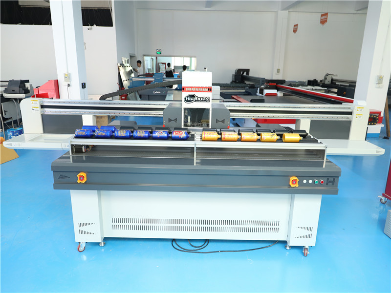 白雲uv圓柱打印機(圖（tú）1)